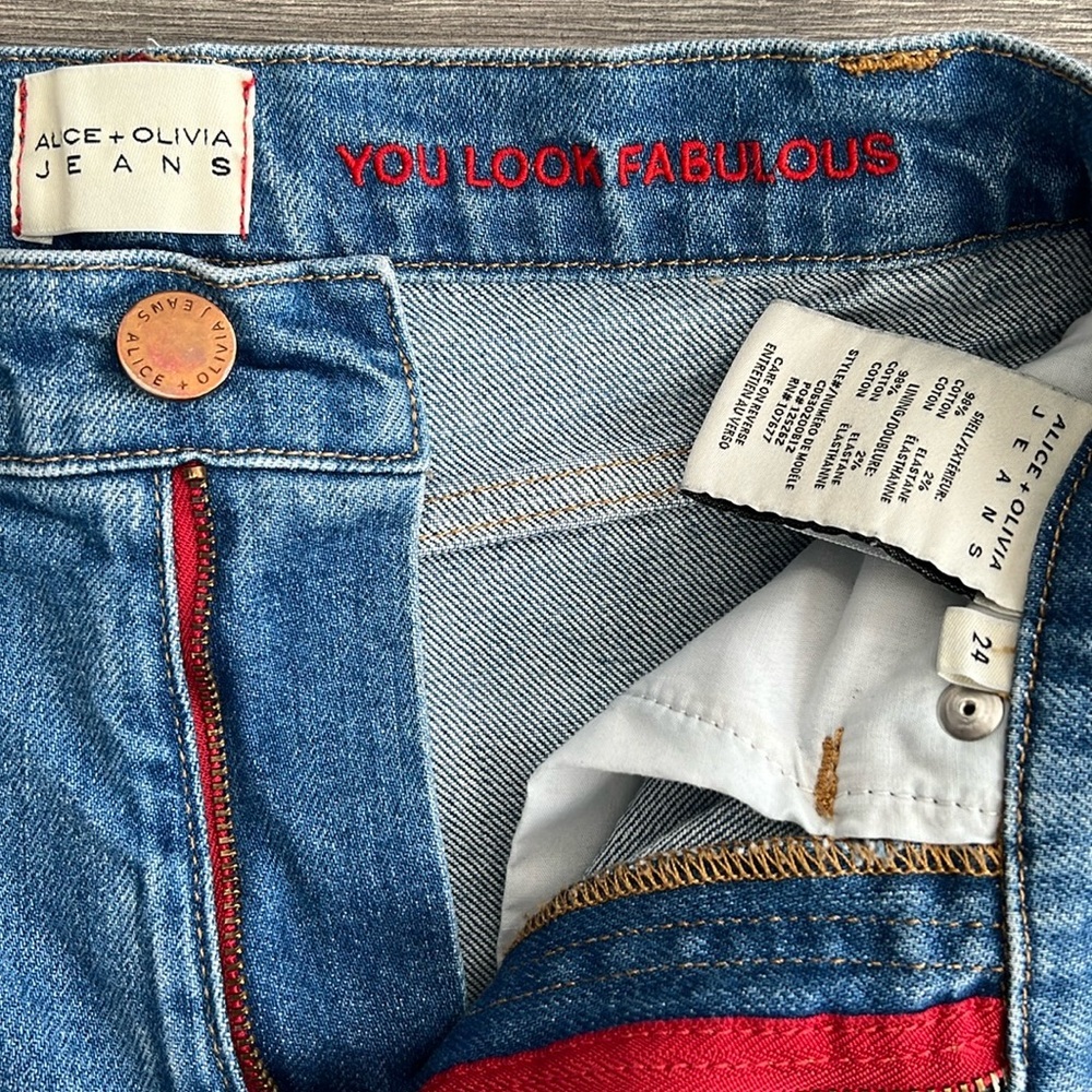 Alice + Olivia Fabulous 70s Bootcut Jeans Best Interest Blue Frayed Hem 24 Waist - Picture 4 of 12